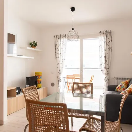 Apartamento Youhosty - Pirelli 28 Milán